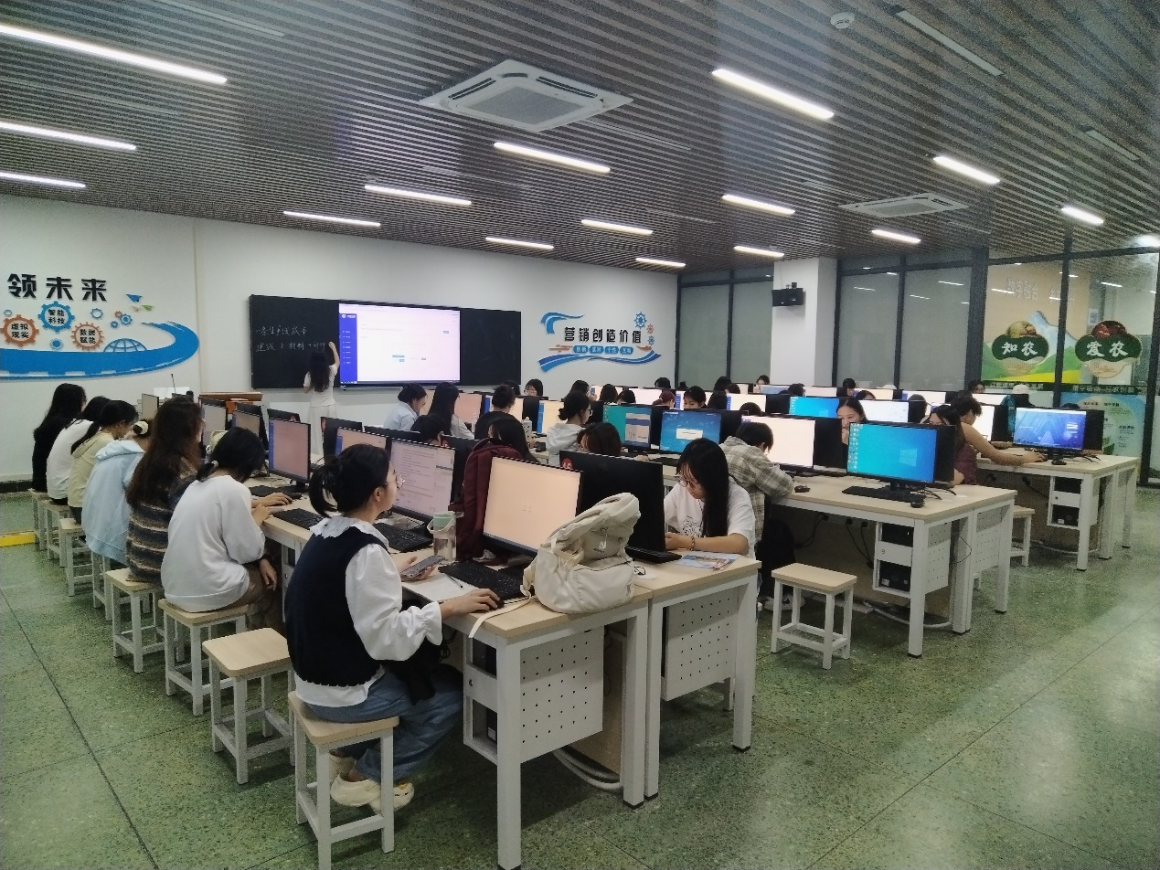 2025年企业经营沙盘模拟赛项校内选拔赛圆满举行-广州城建职业学院-经济与管理学院